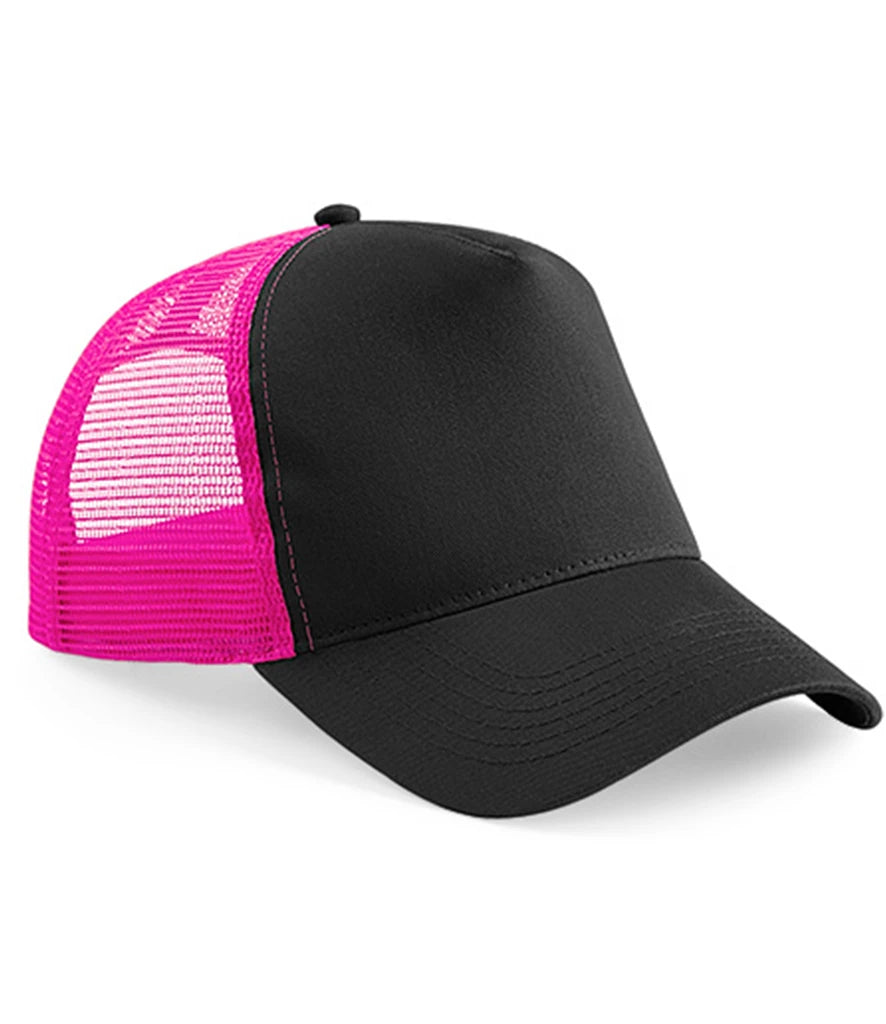Product image of Beechfield Snapback Trucker Cap in black and fuchsia on a white background
