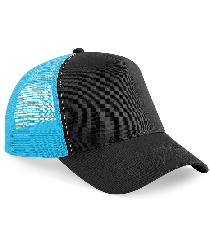 Product image of Beechfield Snapback Trucker Cap in black and surf blue on a white background